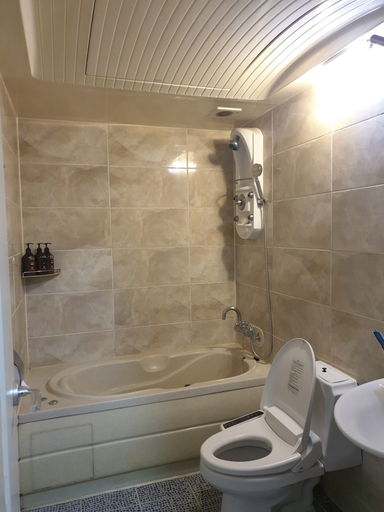 Bathroom 5, Haenam Woosuyoung Hotel, Haenam