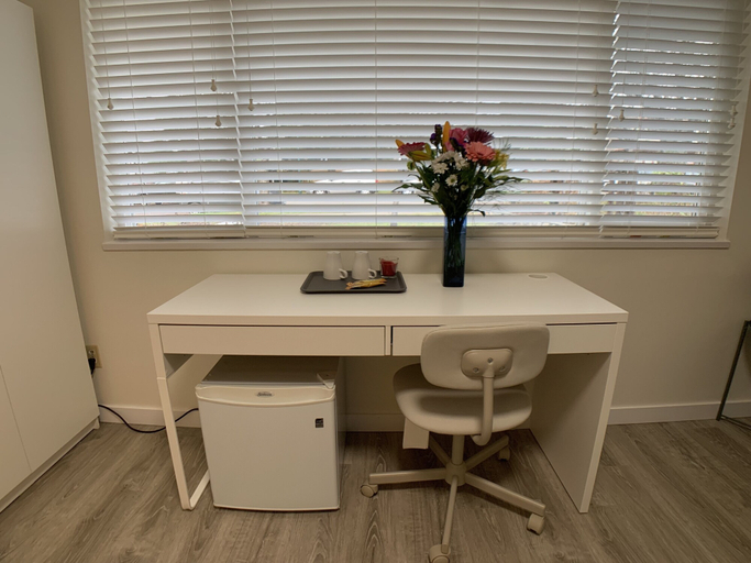 Others 5, Old plum tree Style Suite, Greater Vancouver