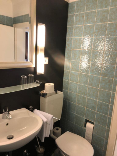 Bathroom, Hotel Restaurant Nassauer L��wen, Rhein-Lahn-Kreis