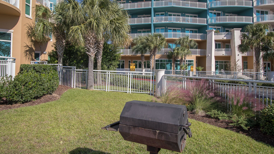 Exterior & Views 2, Legacy II 1007, Harrison