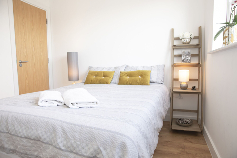 Bedroom 2, Sunshine Place, London
