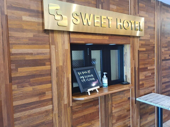 Others 5, Sweet Hotel, Yongin