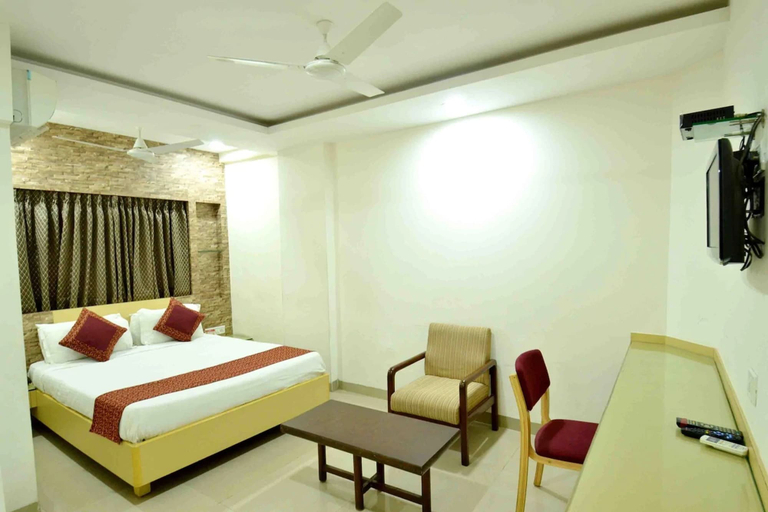 Bedroom 3, HOTEL KALINGA, Indore