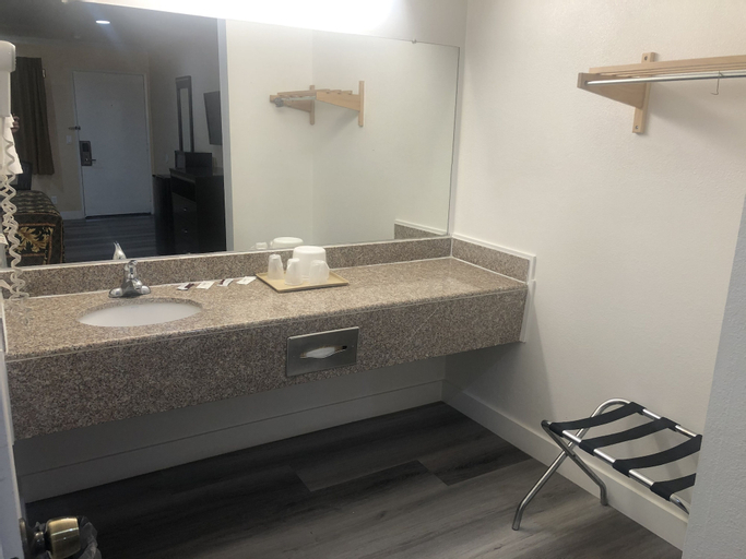 Economy Inn, San Bernardino