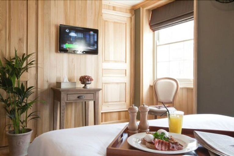 Bedroom 4, The Grazing Goat, London