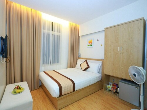 Saki Hotel, Cầu Giấy