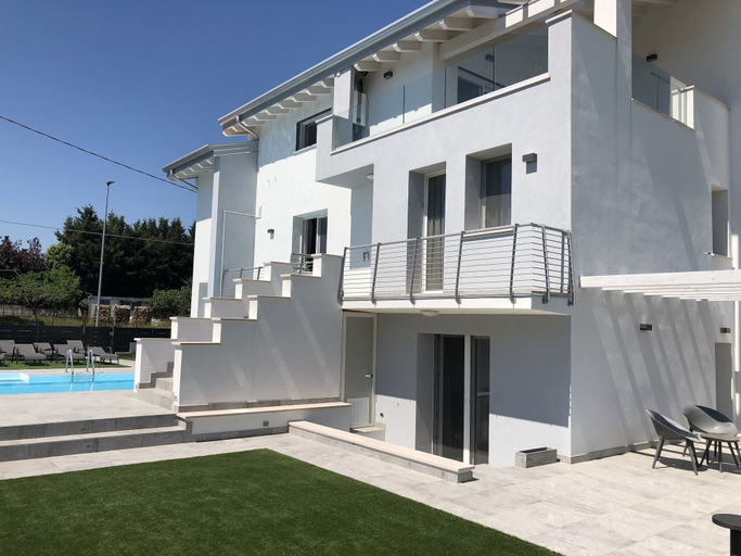Exterior & Views 2, B&B Alma Garda Lake, Verona
