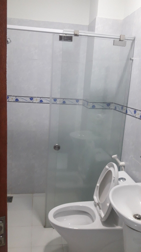 Bathroom 4, Hotel Khoa Van, Vũng Tàu