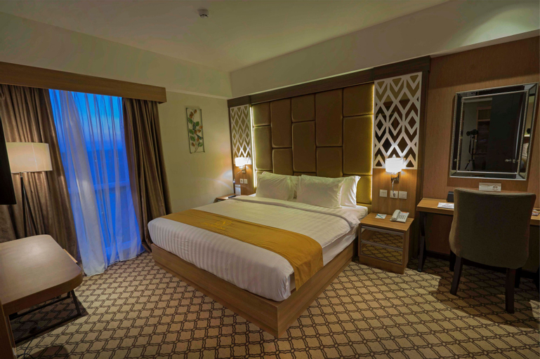 Novena Hotel, Bone