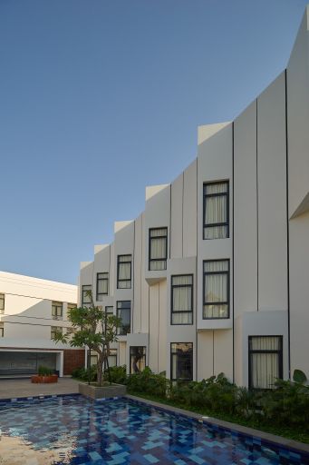 JW Naungan Coliving, Solo