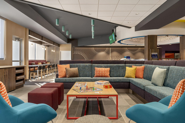 Public Area 2, Tru By Hilton Albany Airport, NY, Albany
