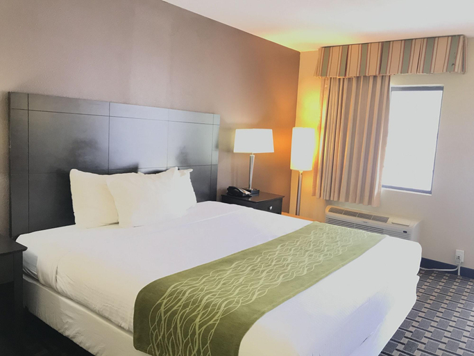 Bedroom 3, Red Roof Inn Kimball, Tn - I-24, Marion