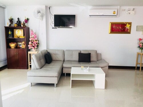 Baanthanthip Hotel, Muang Khon Kaen