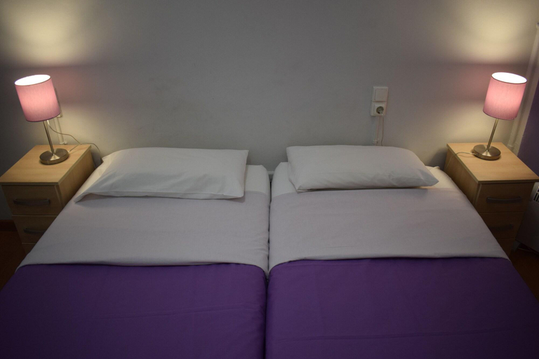 Bedroom 3, Hostal Mimi Las Ramblas, Barcelona