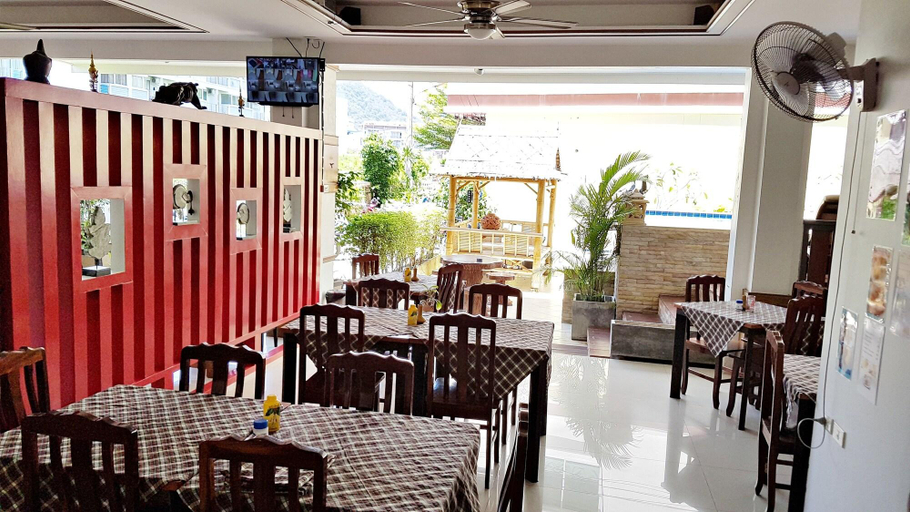 Food & Drinks 5, Green Harbor Hotel Service Apartment, Pulau Phuket