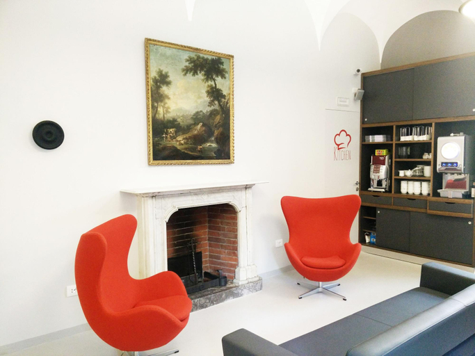 Public Area 2, Babila Hostel, Milano