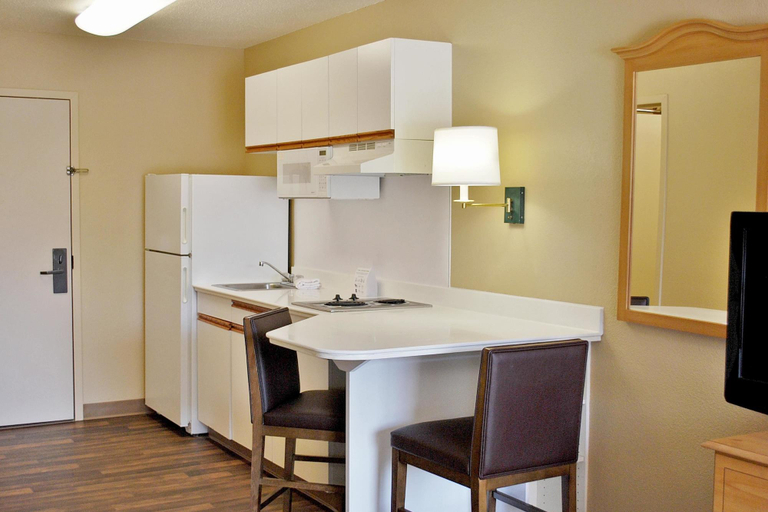 Bedroom 3, Extended Stay America St Louis Airport Central, Saint Louis