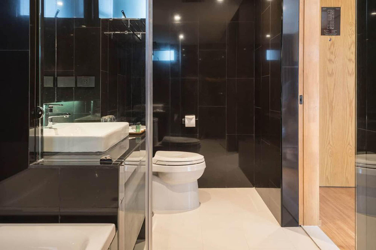 Bathroom 5, Asana Hotel Residence, Pattaya