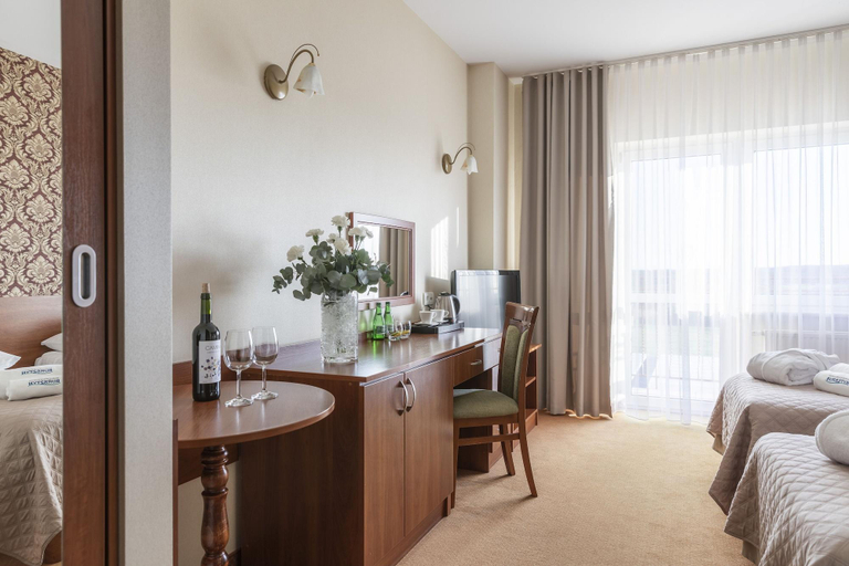 Bedroom 3, Bursztyn SPA & Wellness, Sławno