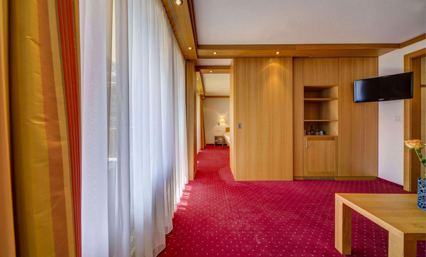 Public Area 2, Hotel Excelsior, Visp