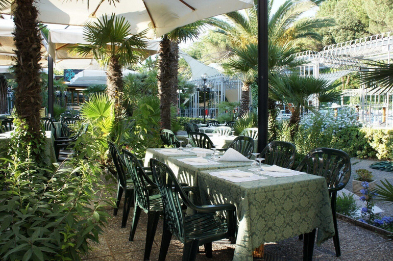 Food & Drinks 5, Mirasole, Latina