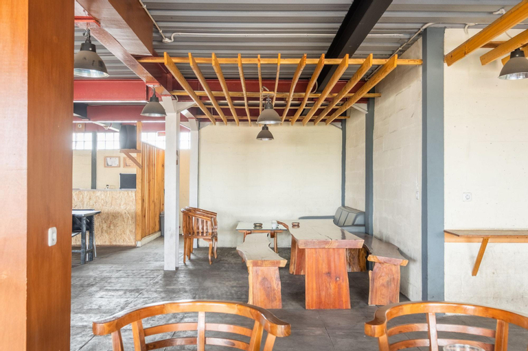 Public Area 2, OYO 1360 Bumi Makhraja Syariah, Bandung