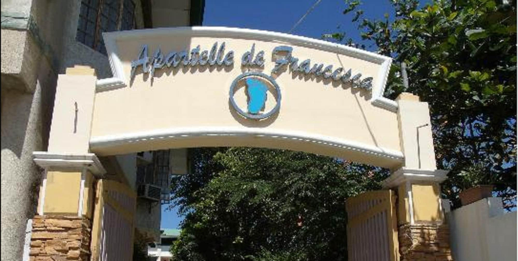 Public Area 3, Apartelle de Francesca, Puerto Galera