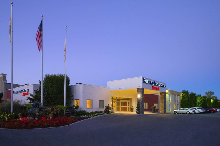 Exterior & Views 2, Fairfield Inn & Suites Paramus, Bergen