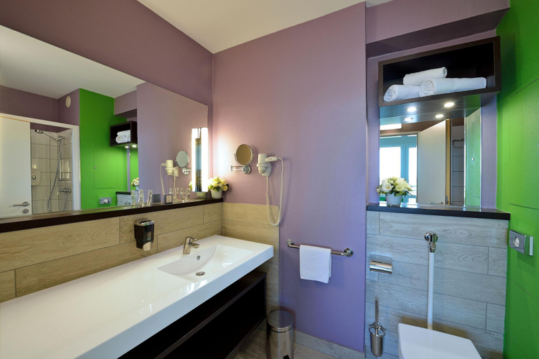 Bathroom 5, Hotel Marina, Balatonfüred