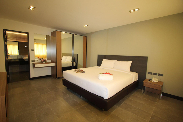 Bedroom 27