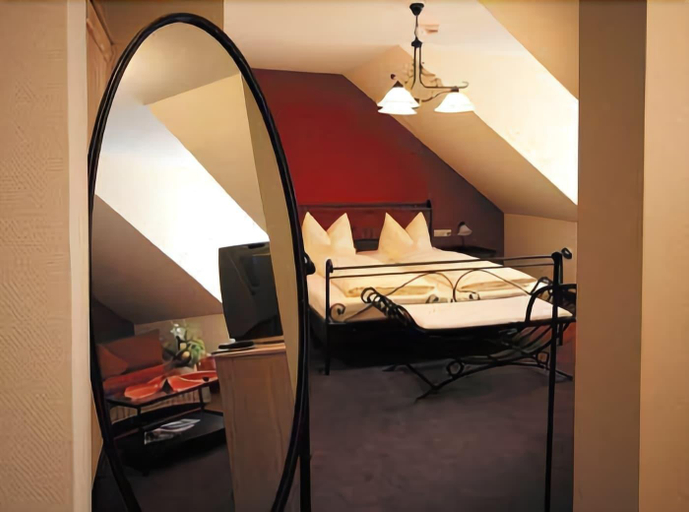Bedroom 5, Hotel & Restaurant Eurohof, Duisburg