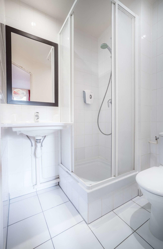 Bathroom 4, Premiere Classe Rosny-Sous-Bois, Seine-Saint-Denis