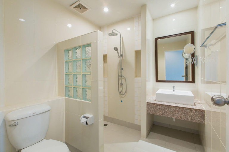 Bathroom 4, Habitat Hotel, Muang Chiang Mai