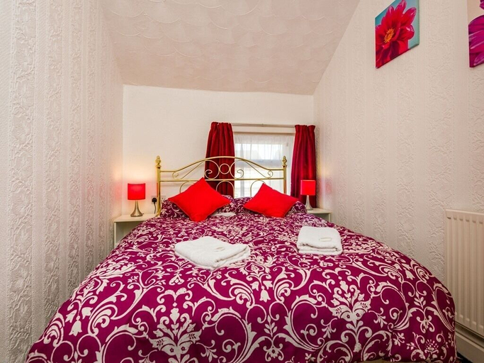 Bedroom 3, The Holmeleigh Hotel, Blackpool