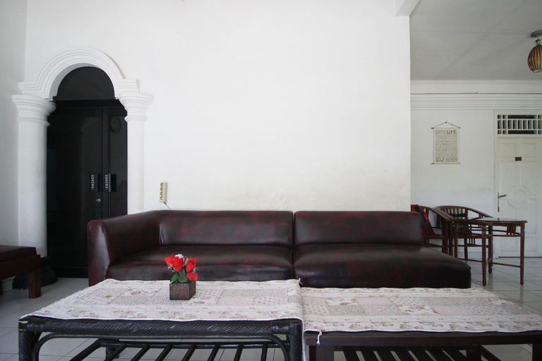 Public Area 3, OYO 2014 Wisma Zahra, Metro