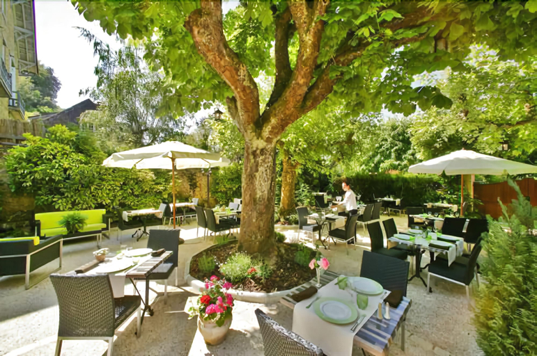 Food & Drinks 5, Hotel Le Cro-Magnon, Dordogne