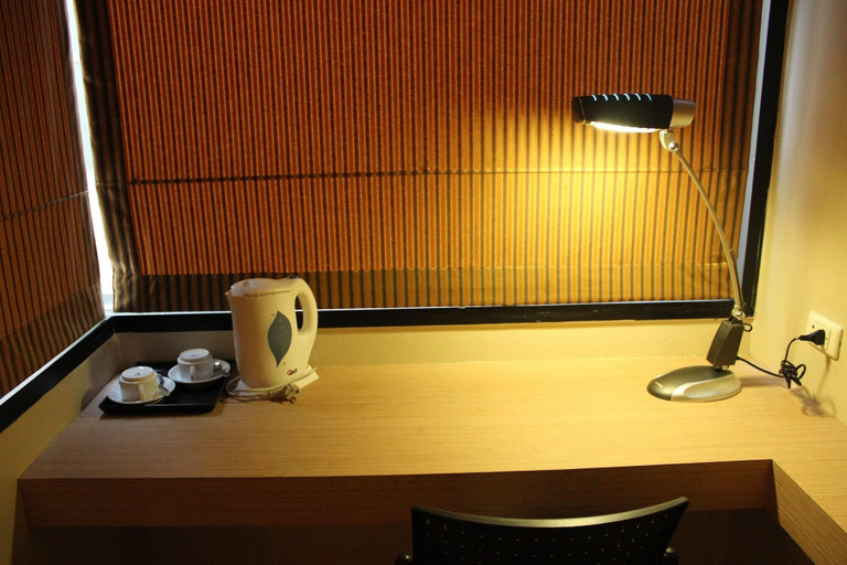 Bathroom 4, Must Sea Hotel Bangkok, Ratchathewi