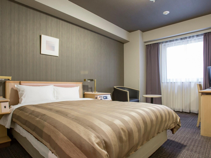 Bedroom 4, Hotel Route-Inn Tokyo Ikebukuro, Toshima