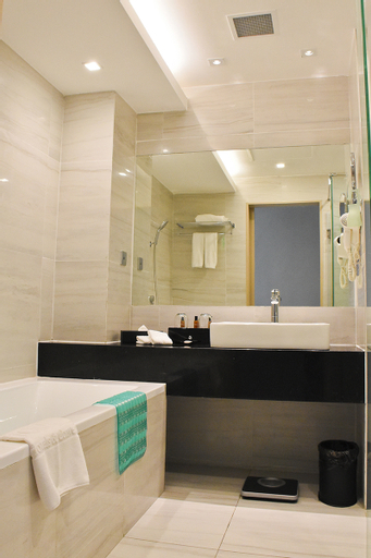 Bathroom 4