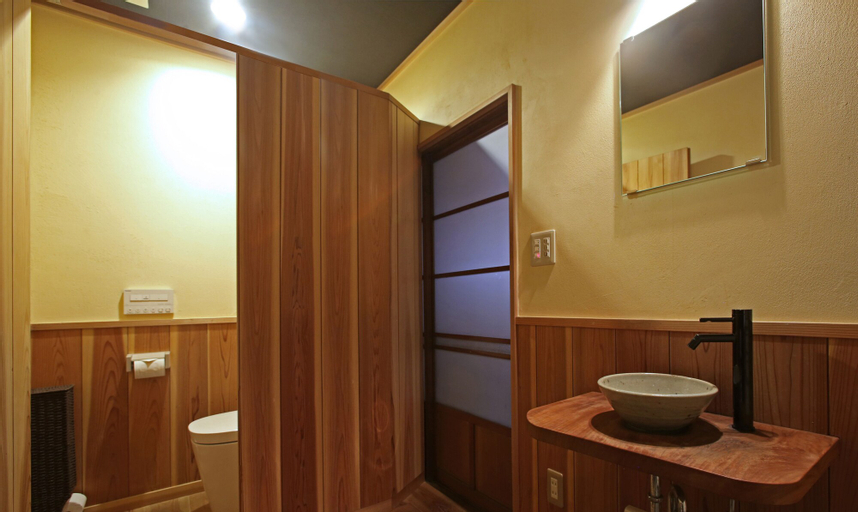 Bedroom 5, Iori Stay Hida, Hida