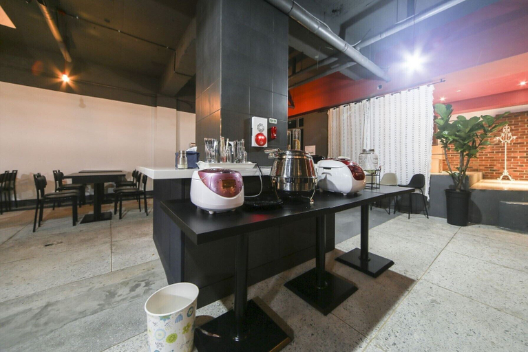 Food & Drinks 5, No.25 Hotel Daegu Station, Buk