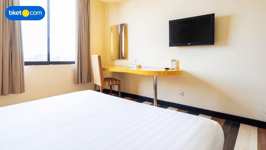 Bedroom 14