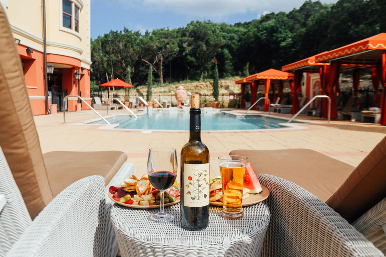 Exterior & Views 1, Hotel Viata, Travis
