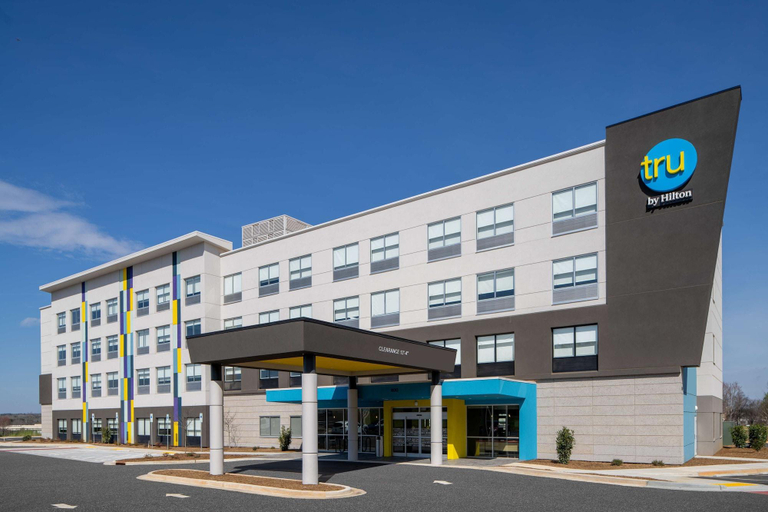 Exterior & Views 1, Tru by Hilton Rock Hill, York