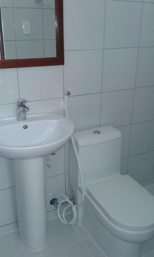 Bathroom 4, Mariafe Inn, Puerto Princesa City