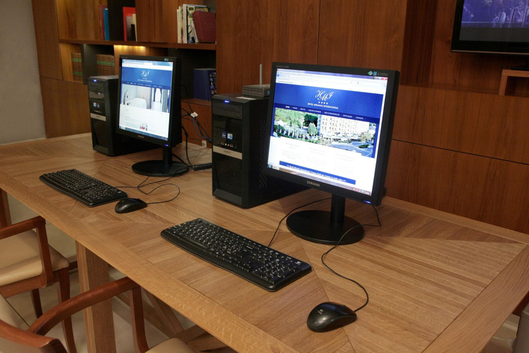 Public Area 2, Mirasole, Latina