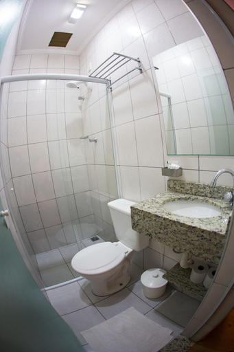 Bathroom 5, Hotel Esplanada, Campinas