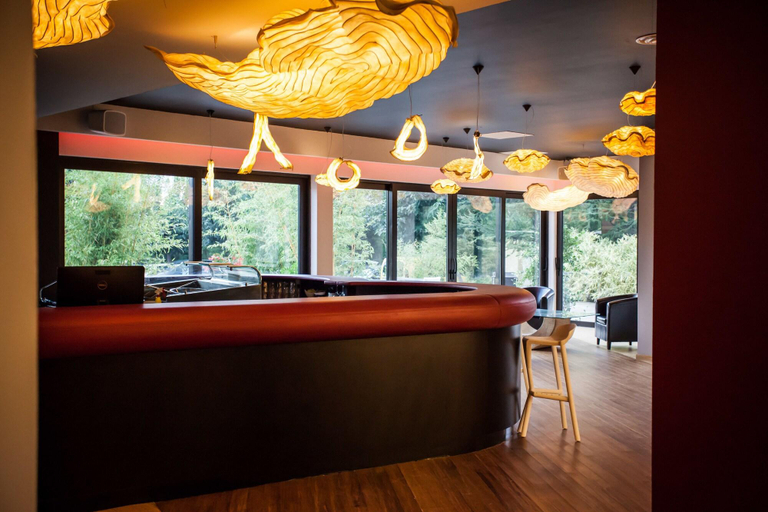 Public Area 4, C Suites, Gard