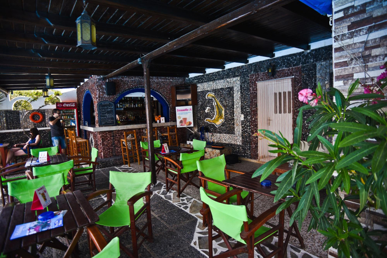 Food & Drinks 5, Holiday Beach Resort, South Aegean