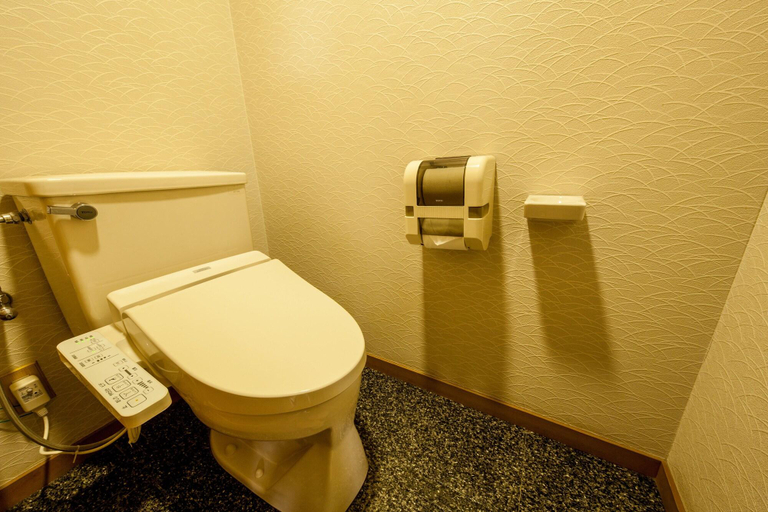 Bathroom 4, Tokigasane, Kaga